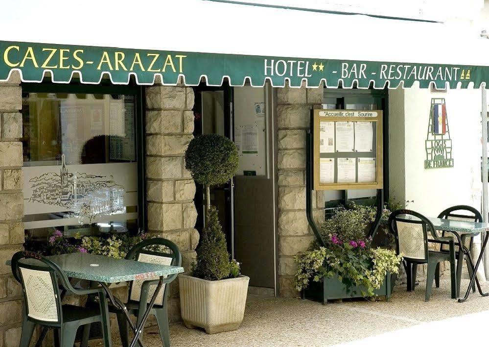 Logis Hotel Restaurant Cazes Arazat Laissac Buitenkant foto